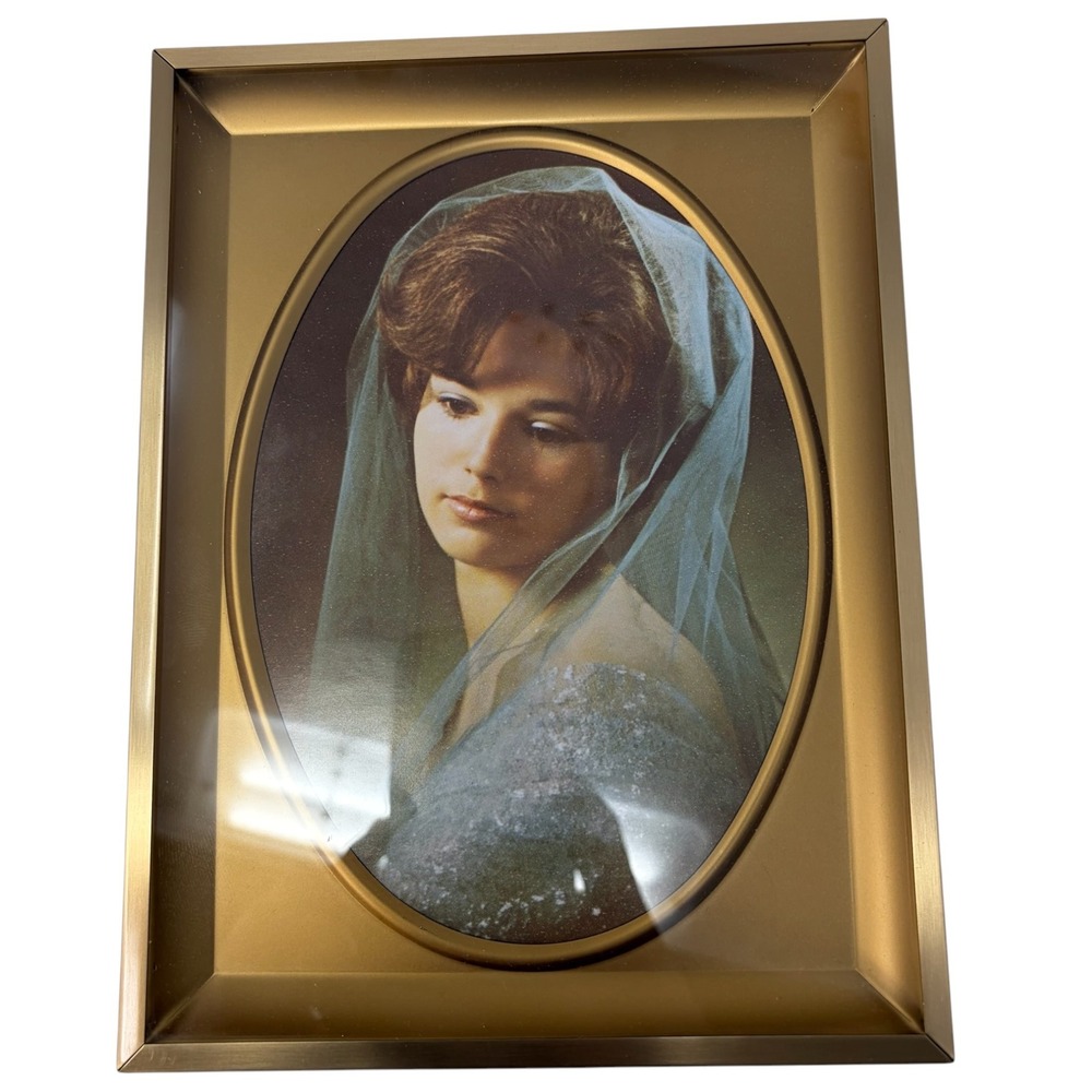 Vintage Burnes of Boston 5x7 Gold Metal Oval Picture Frame #851 Original Box